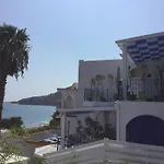 Front Apartment *