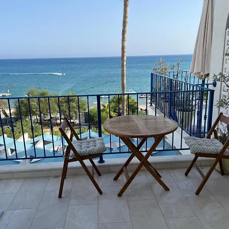 Front Apartment Pissouri