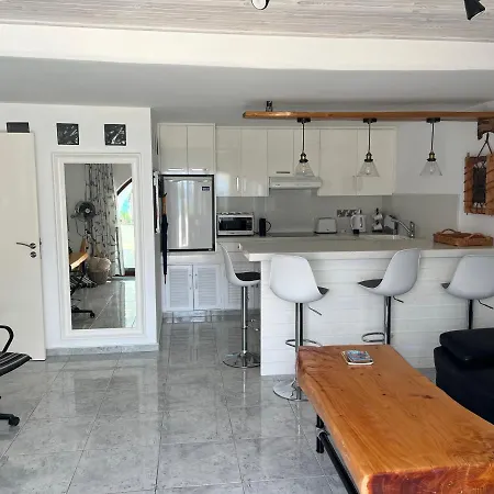 Front Apartment