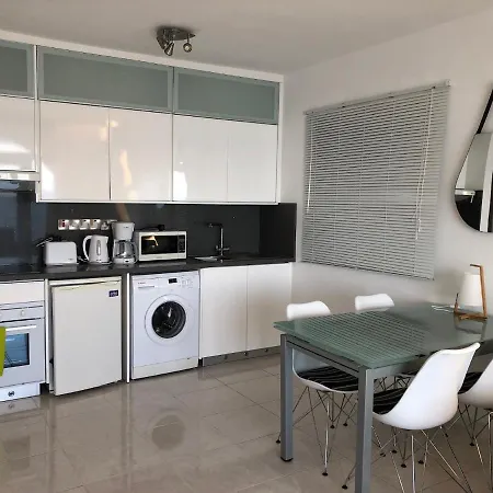 Front Apartment *