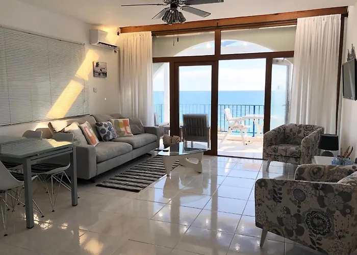 Front Apartmán Pissouri